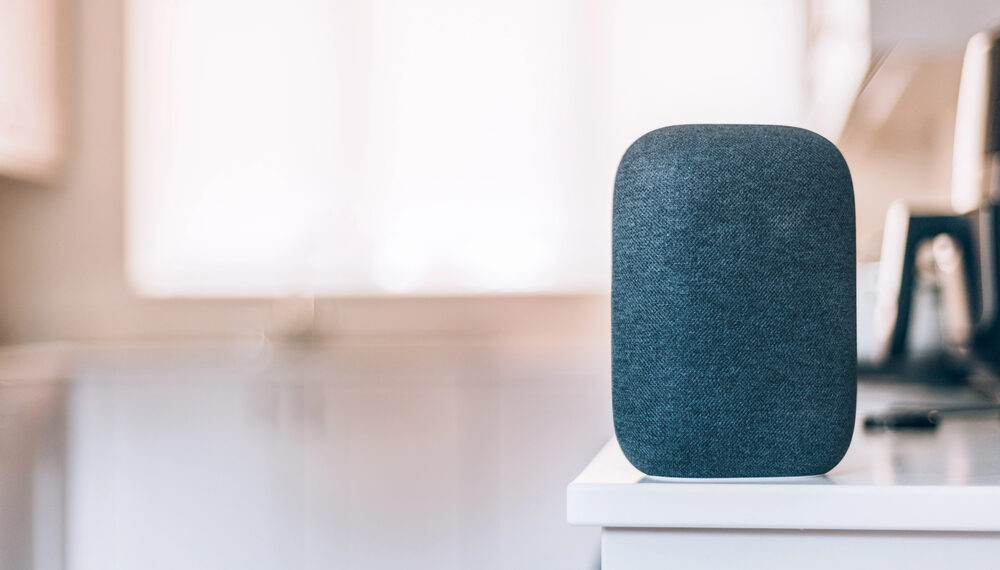 Smart-Home-Sprachsteuerung trifft KI: Wenn Assistenten ans Telefon gehen